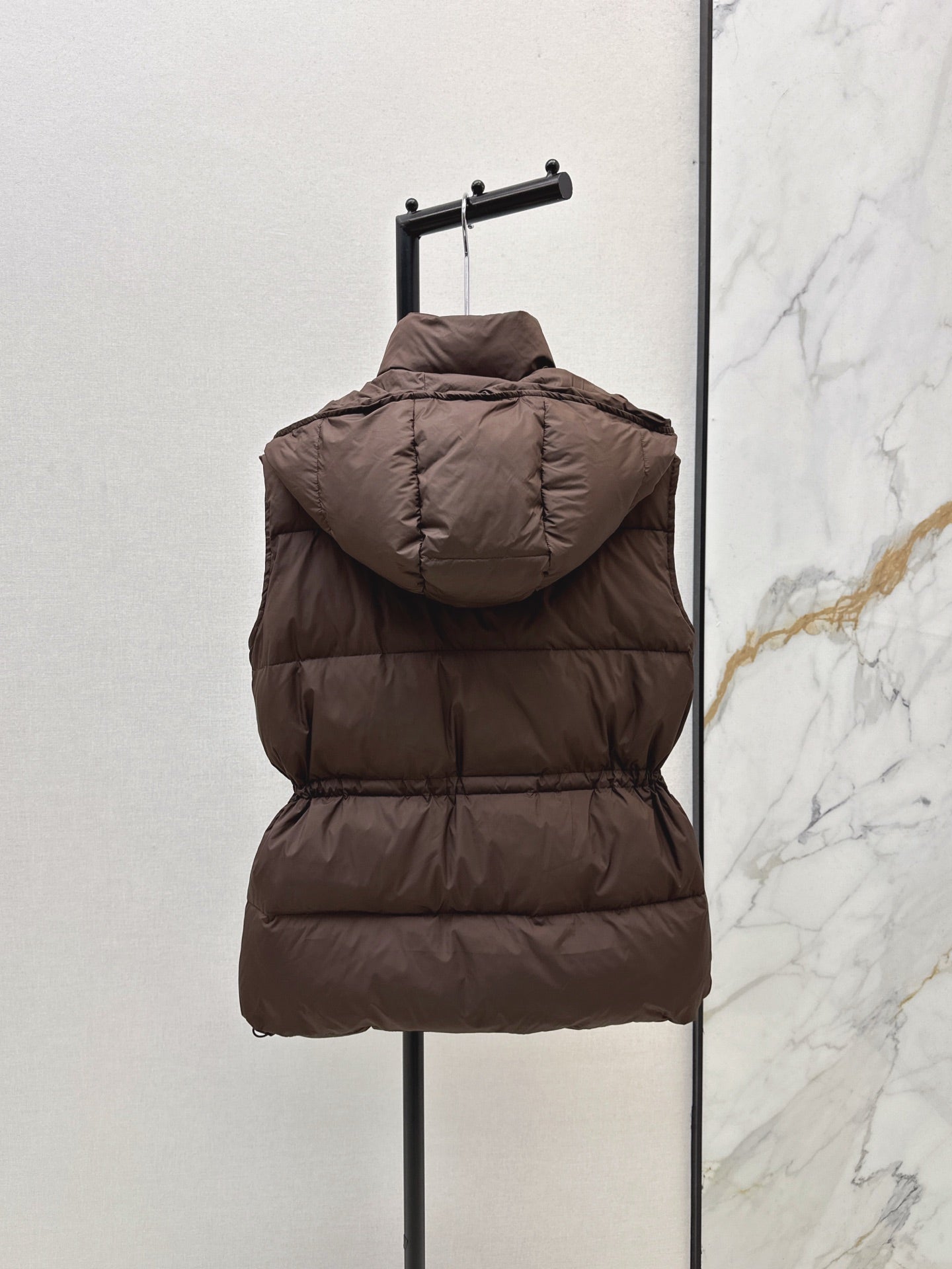 25 New drawstring waistband down vest jacket