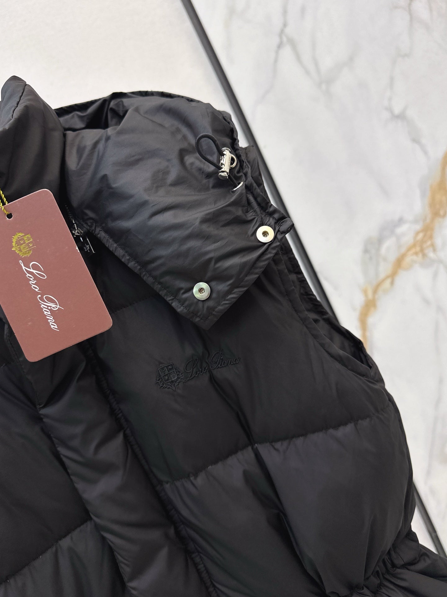 25 New drawstring waistband down vest jacket