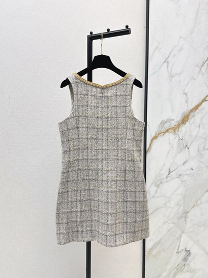 25 New sleeveless woven dress