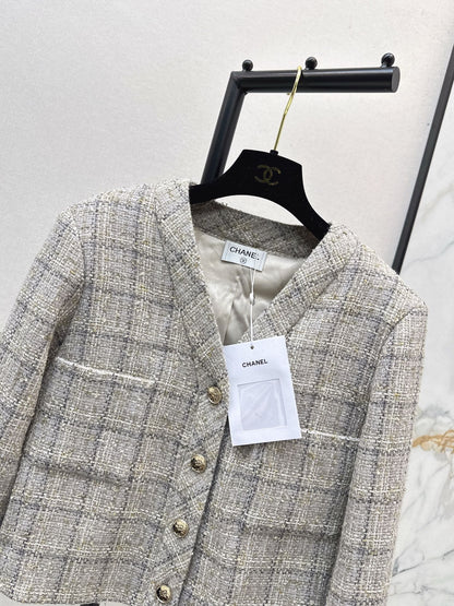 25 New V-neck woven jacket