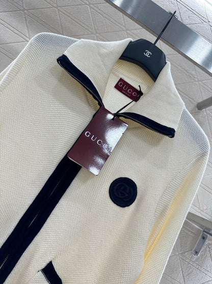 25 Zipper knitted wool cardigan