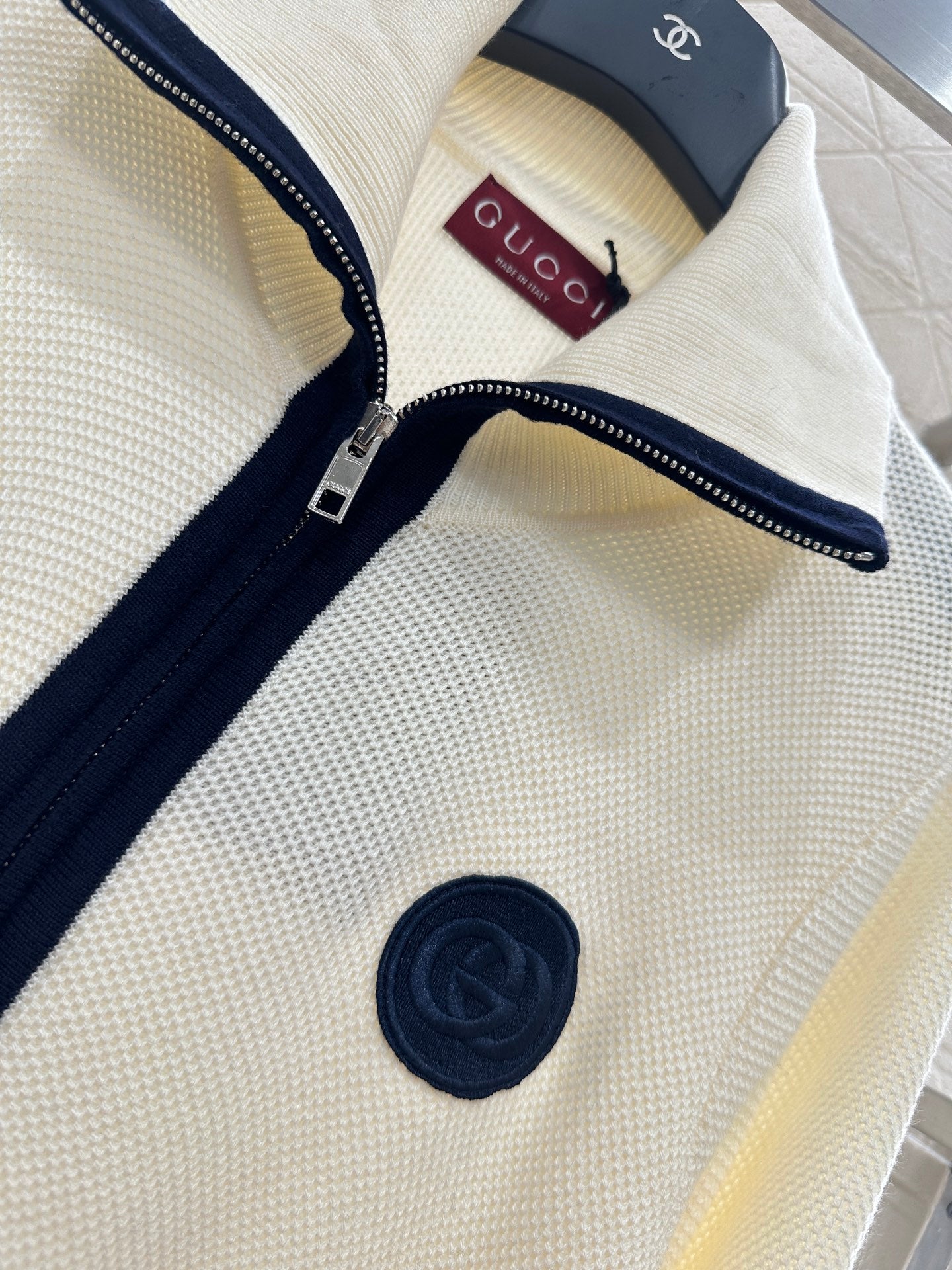 25 Zipper knitted wool cardigan