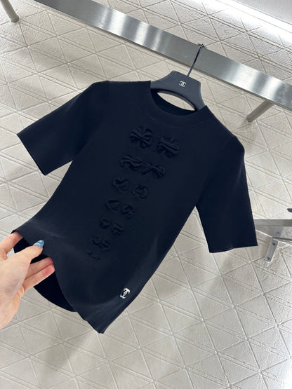 25 Bow tie round neck short sleeved sweater