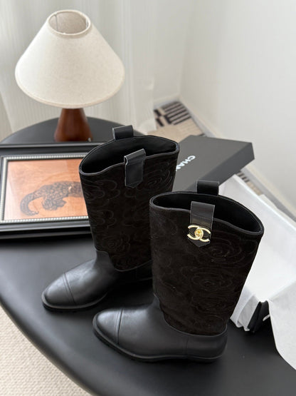 25K new rose-printed biker boots