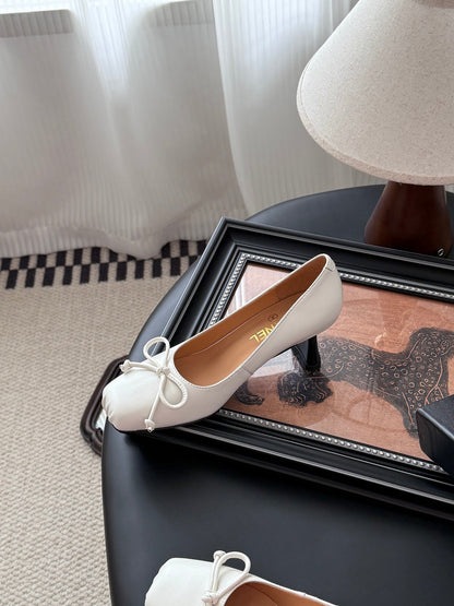 25B Mary Jane high heels