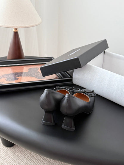 25B Mary Jane high heels