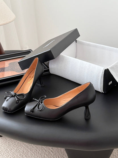 25B Mary Jane high heels