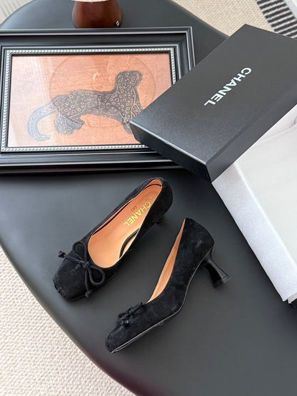 25B Mary Jane high heels