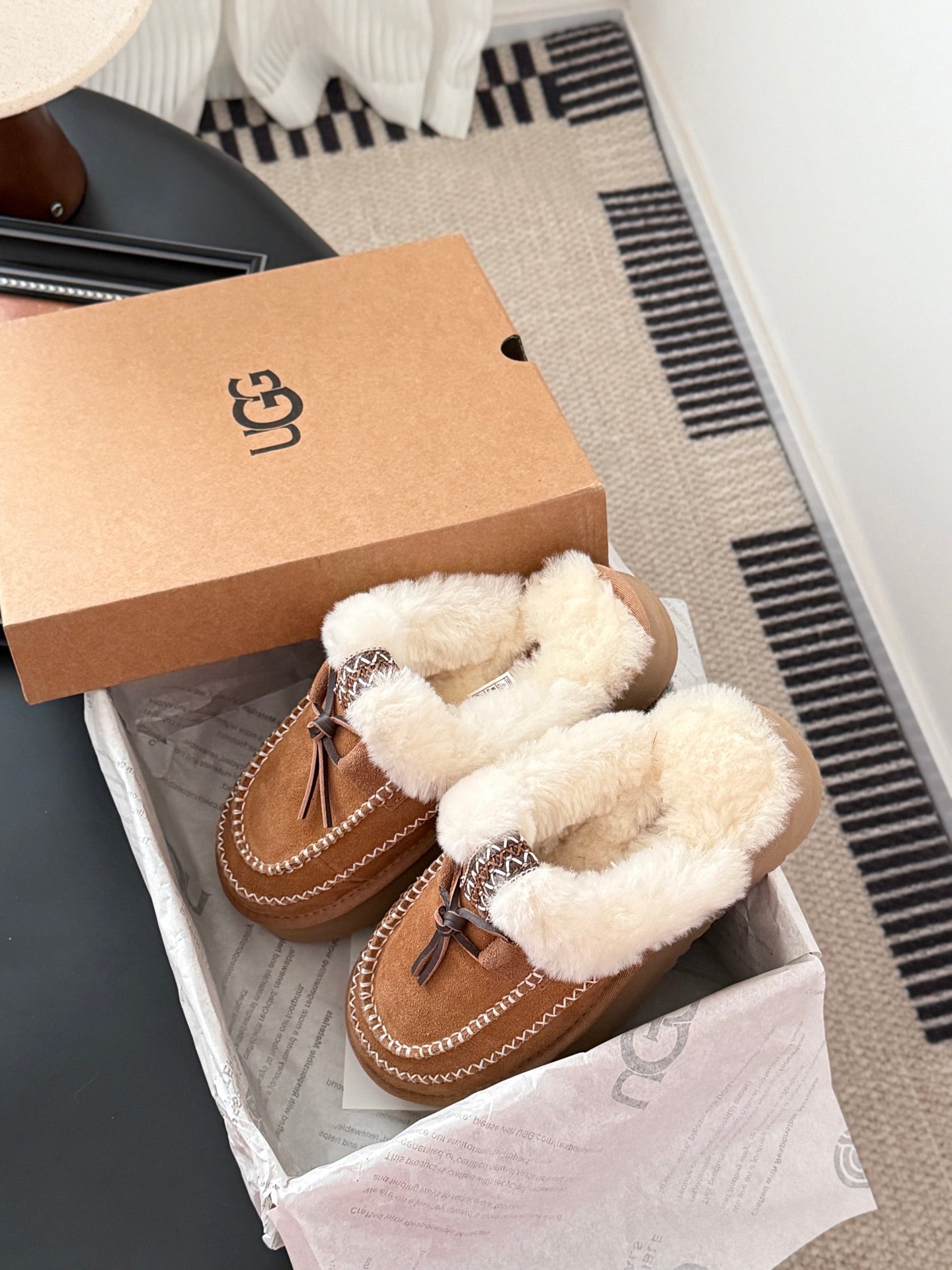 UG half-slip snow boots
