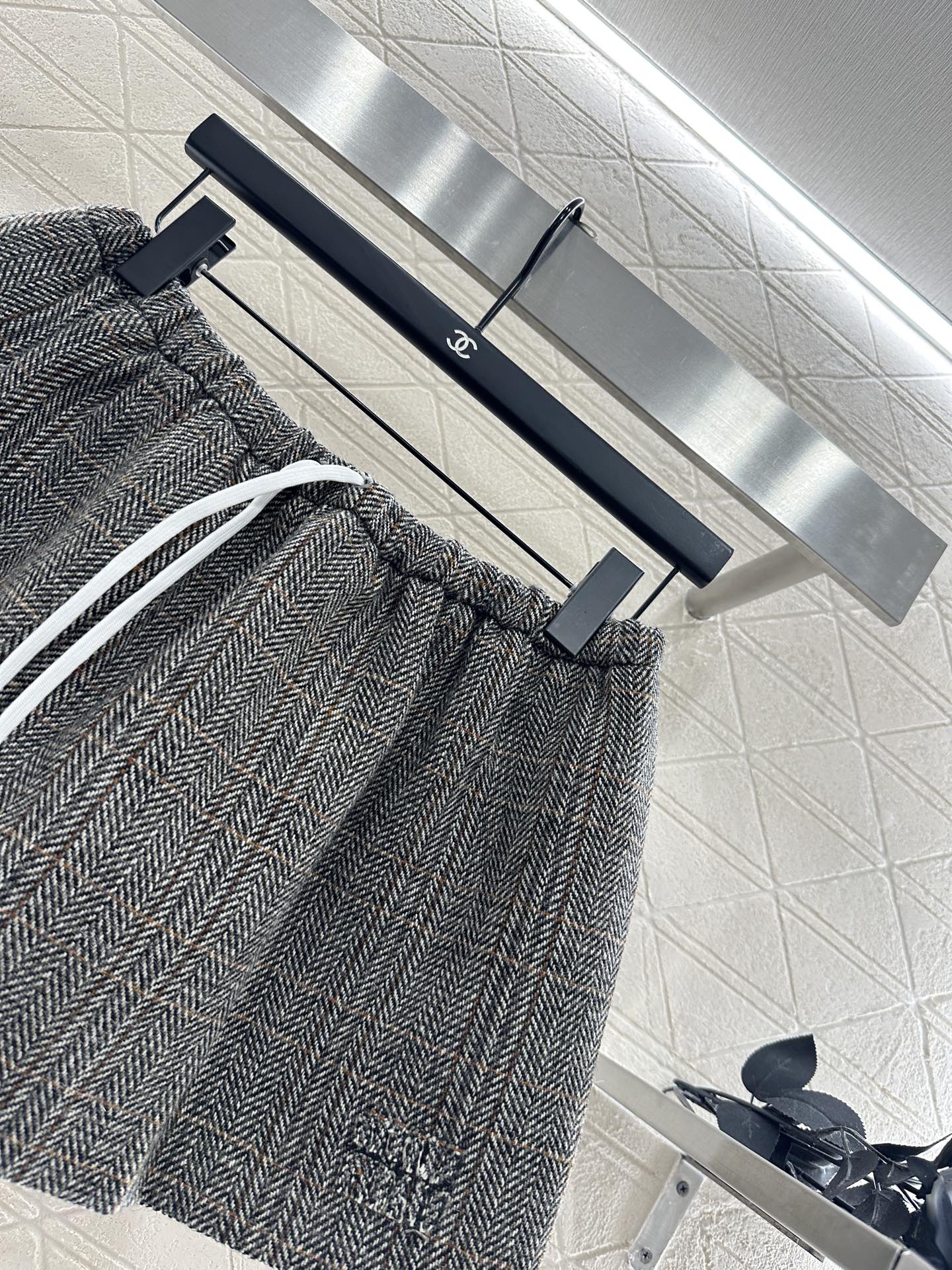 25 Plaid drawstring imitation wool mini skirt