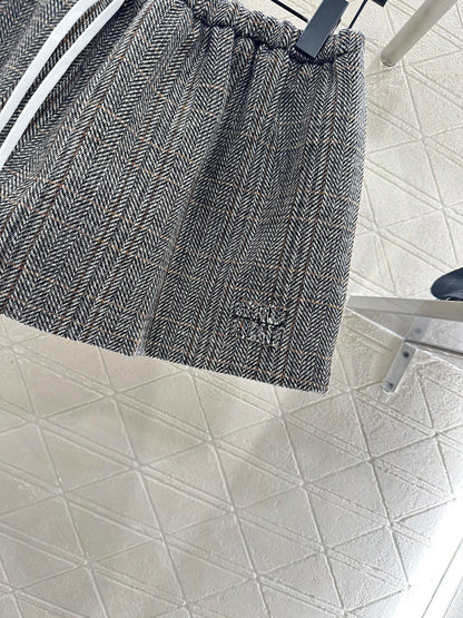 25 Plaid drawstring imitation wool mini skirt