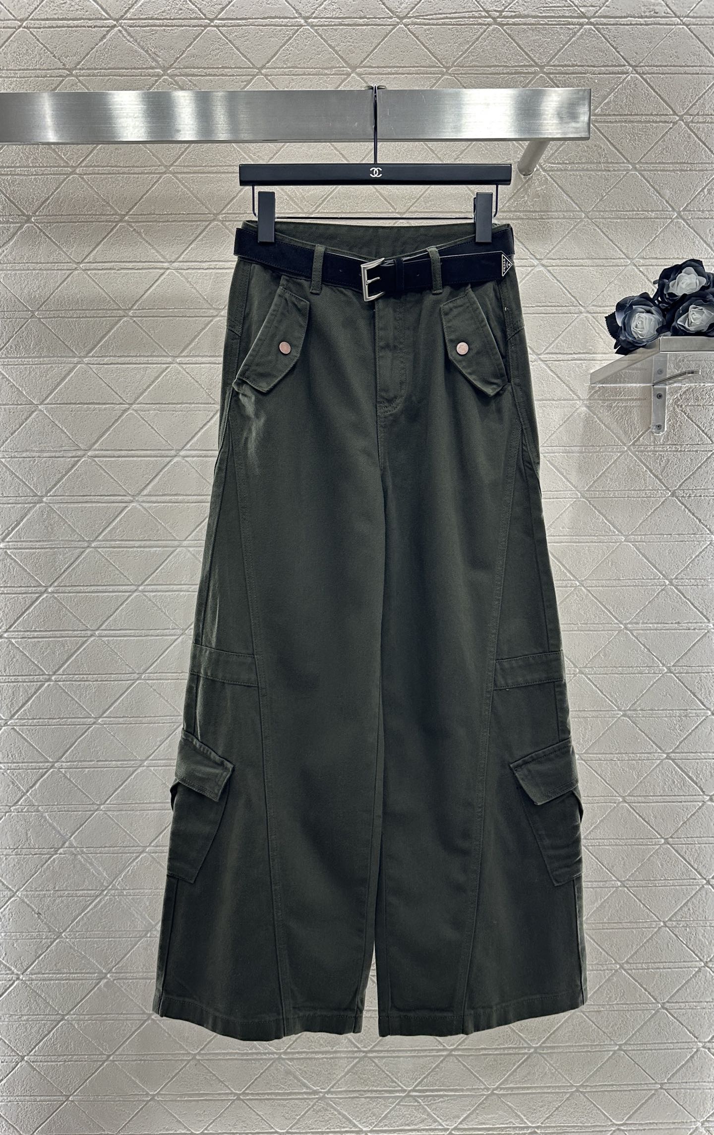 25 Flip pocket workwear pants