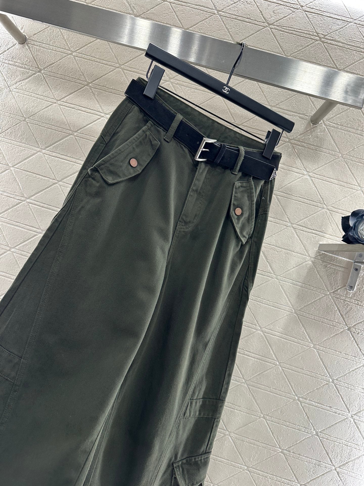 25 Flip pocket workwear pants