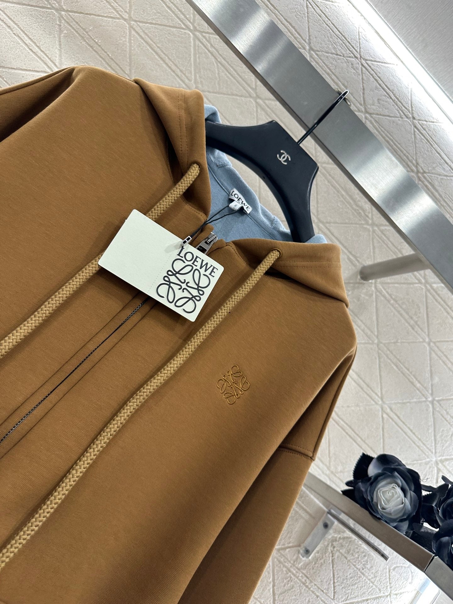 25 Hooded zipper open top drawstring jacket