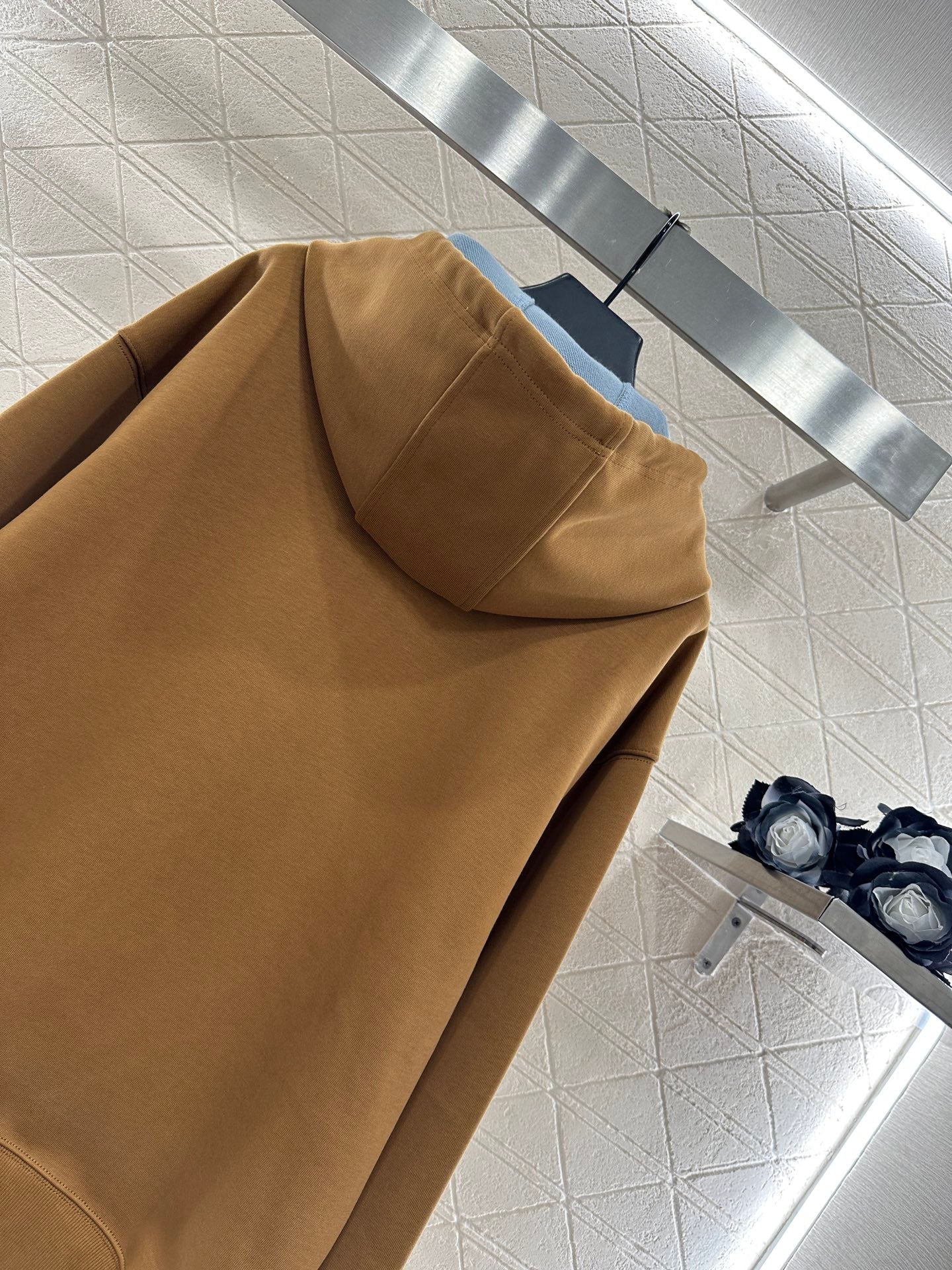 25 Hooded zipper open top drawstring jacket