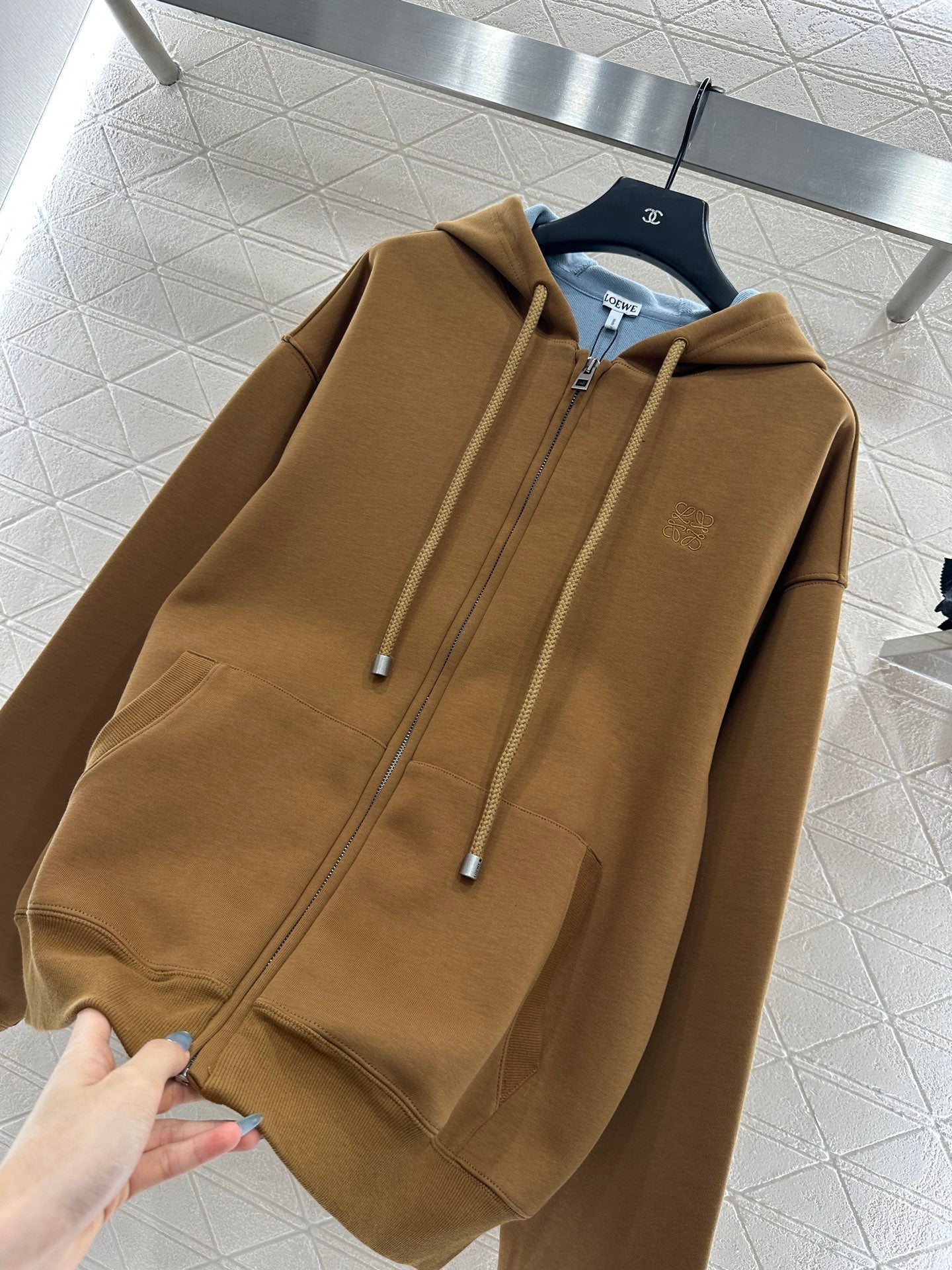 25 Hooded zipper open top drawstring jacket
