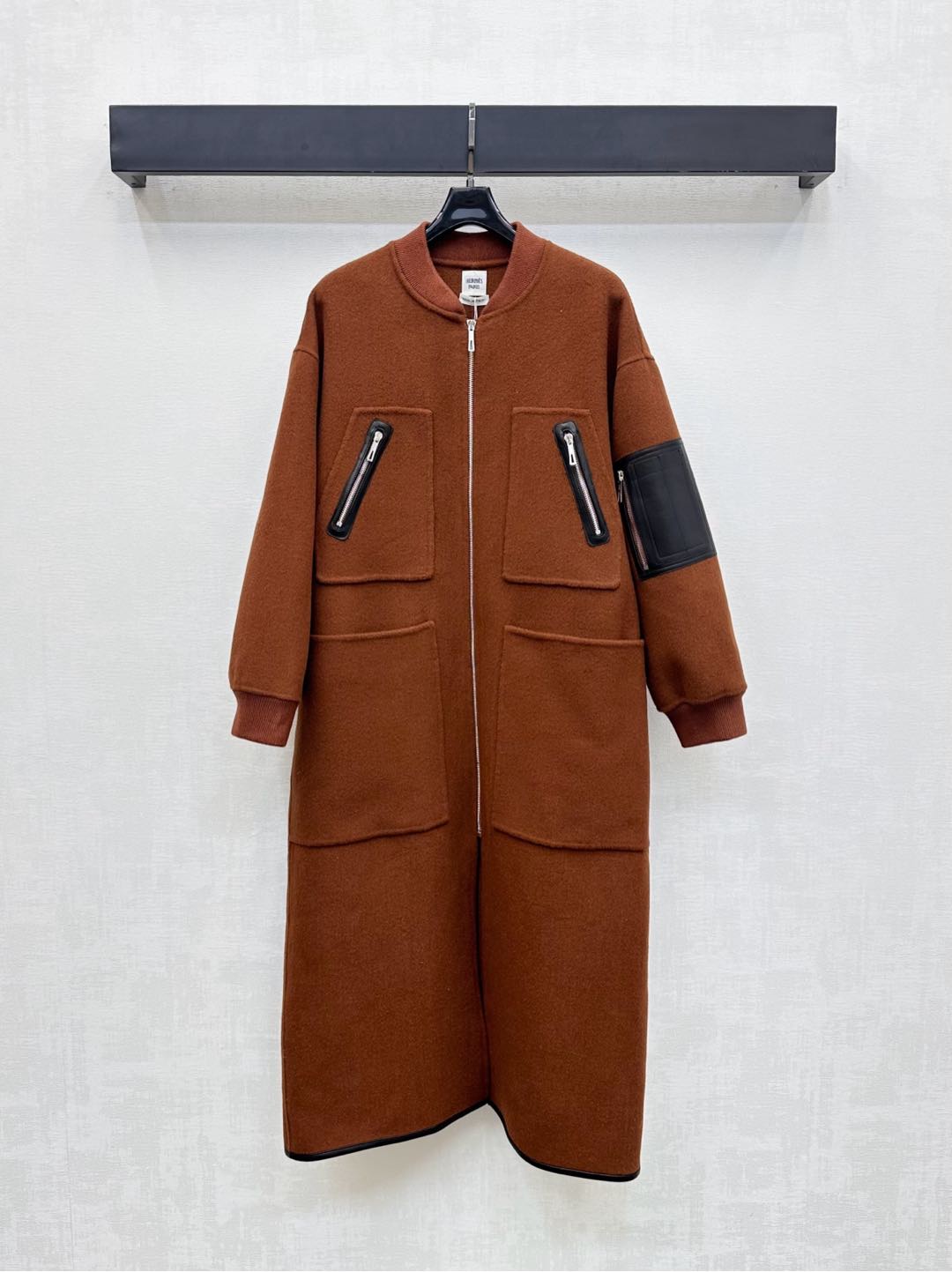 25 Long woolen coat