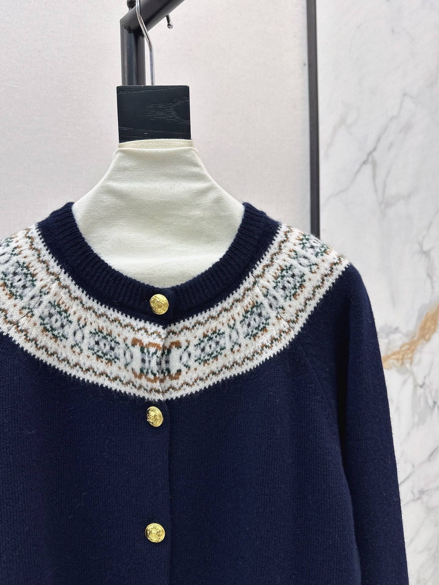 25 New retro Fel Island patterned cashmere cardigan