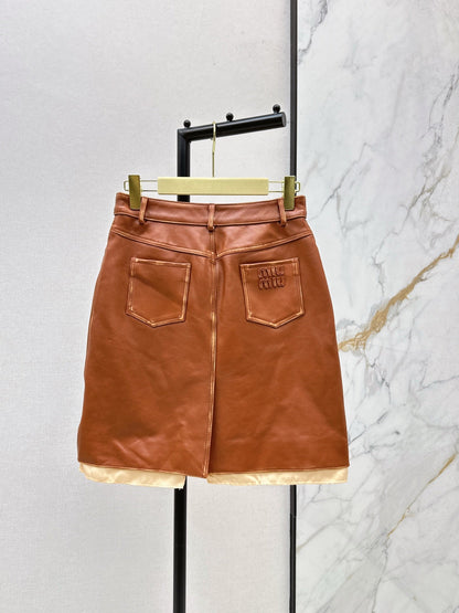 25 New retro style mid length skirt