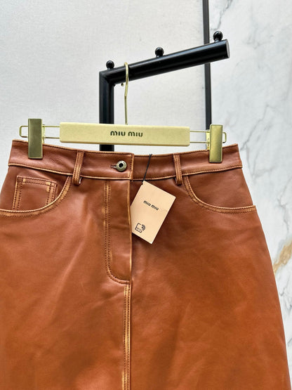 25 New retro style mid length skirt