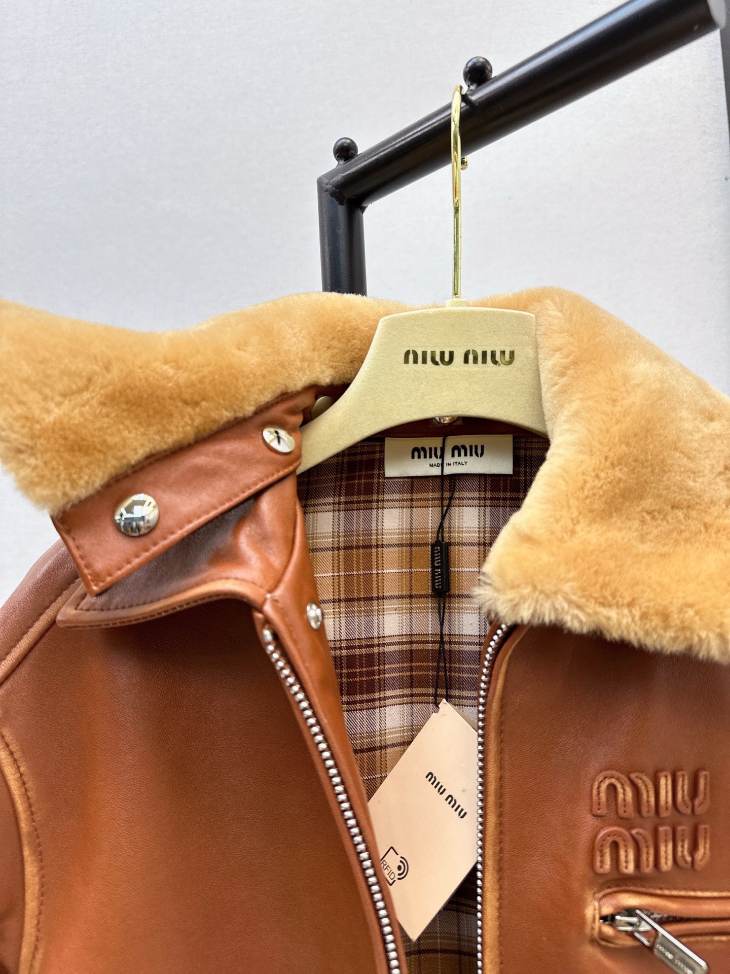 25 New fur collar motorcycle jacket sheepskin jacket(KHAKI/BLACK)