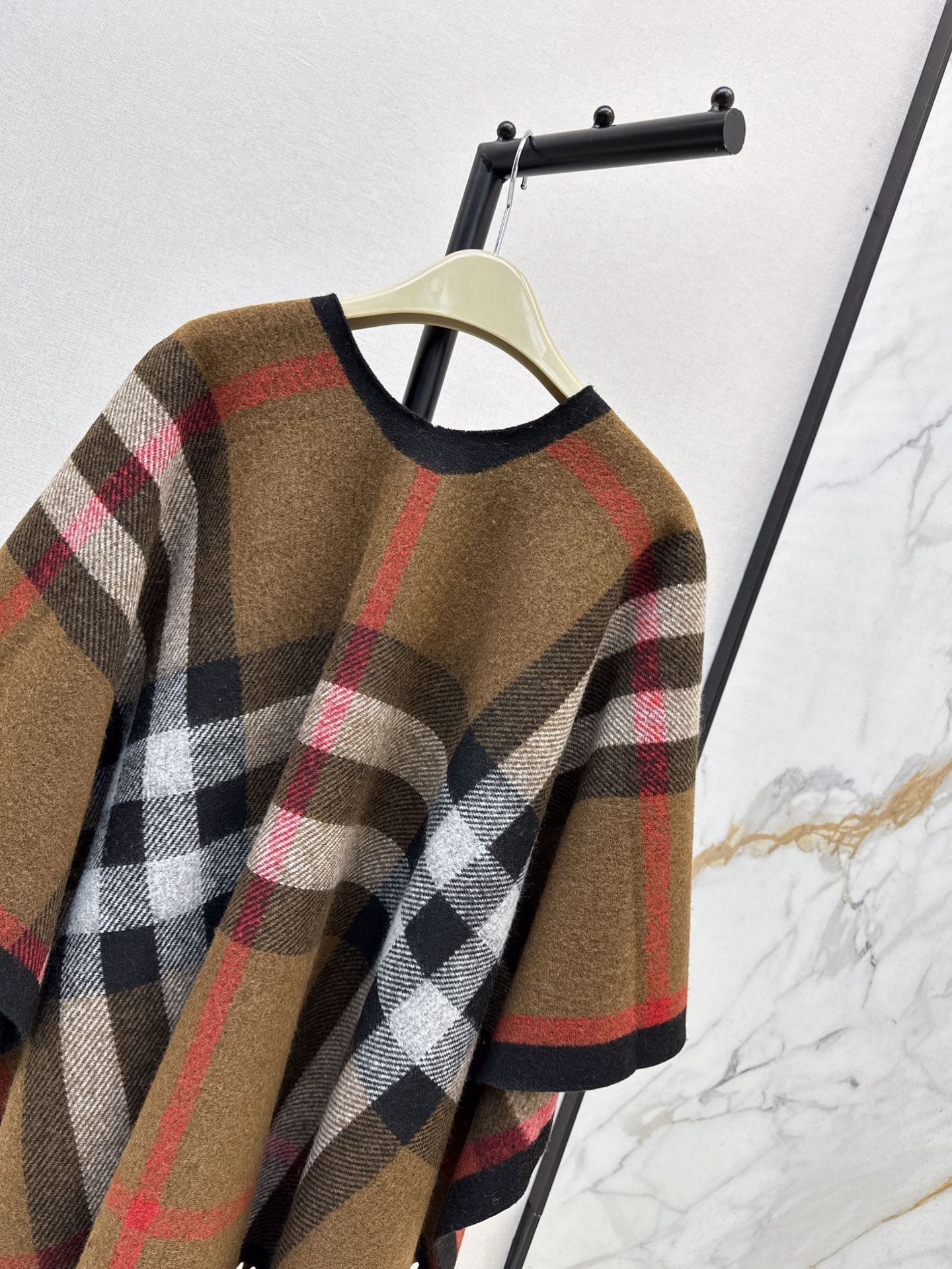 25fw New classic plaid pattern wool shawl scarf