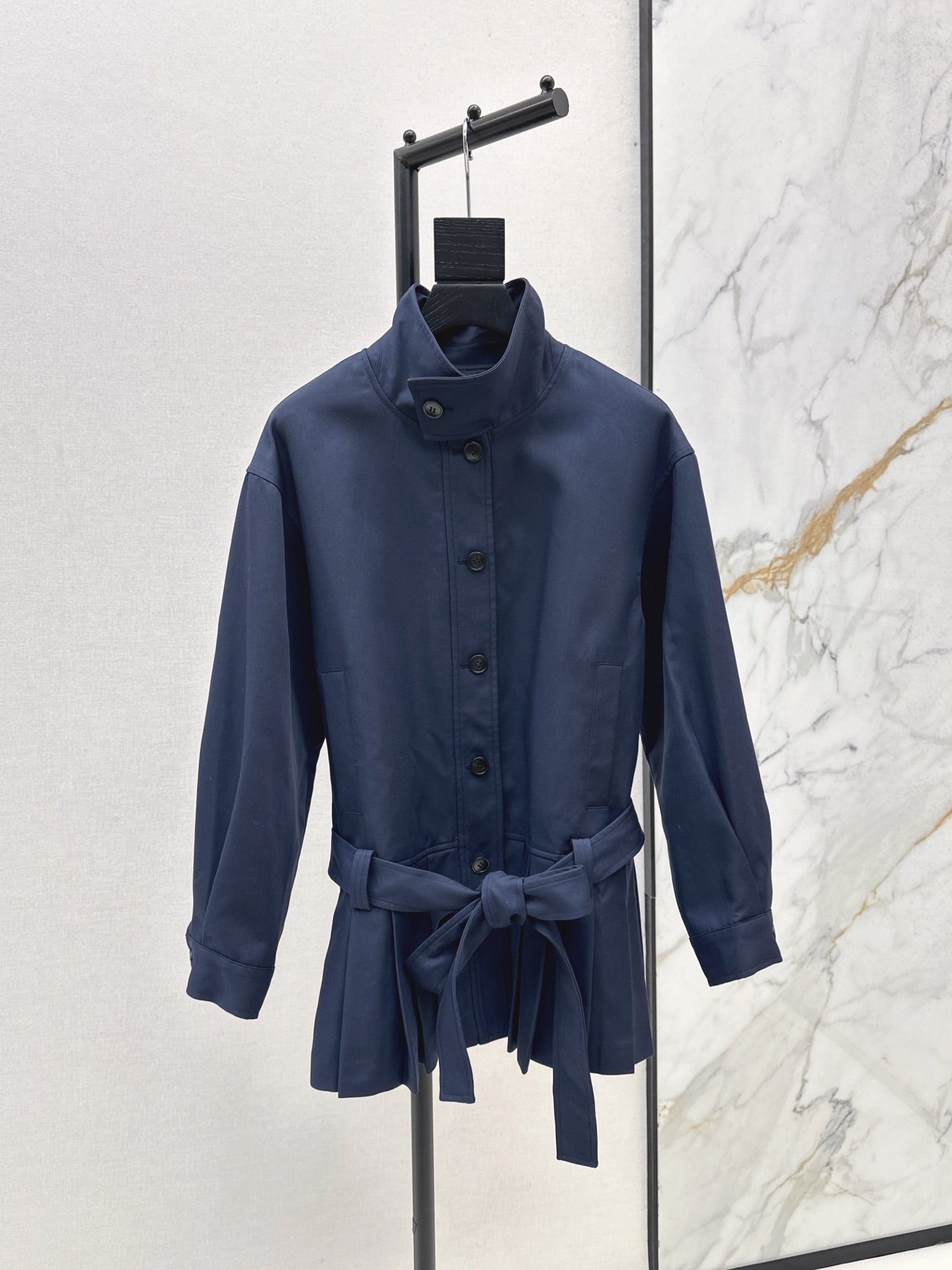 25 New wide shoulder silhouette stand up collar pleated windbreaker jacket(KHAKI/NAVY)