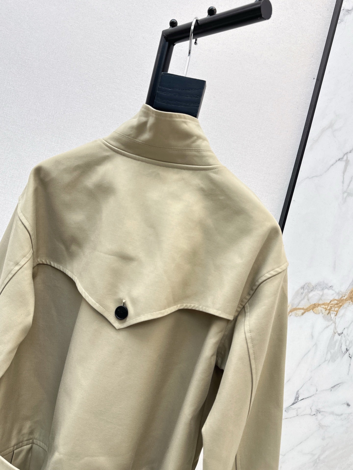 25 New wide shoulder silhouette stand up collar pleated windbreaker jacket(KHAKI/NAVY)