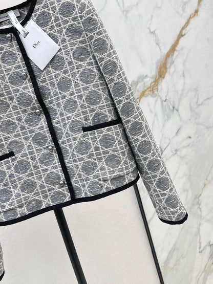 25 New limited edition rattan plaid round neck jacket