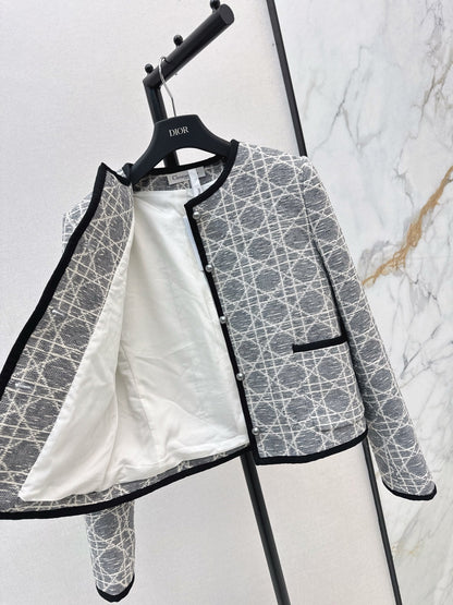 25 New limited edition rattan plaid round neck jacket