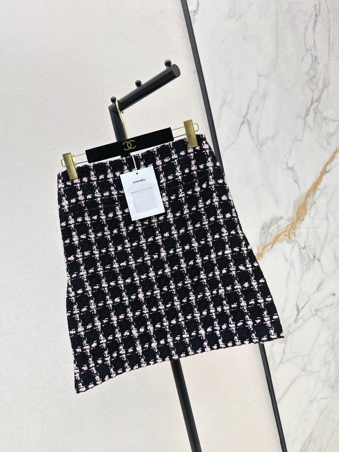 25 New style positioning plaid woven short jacket + A-line skirt set