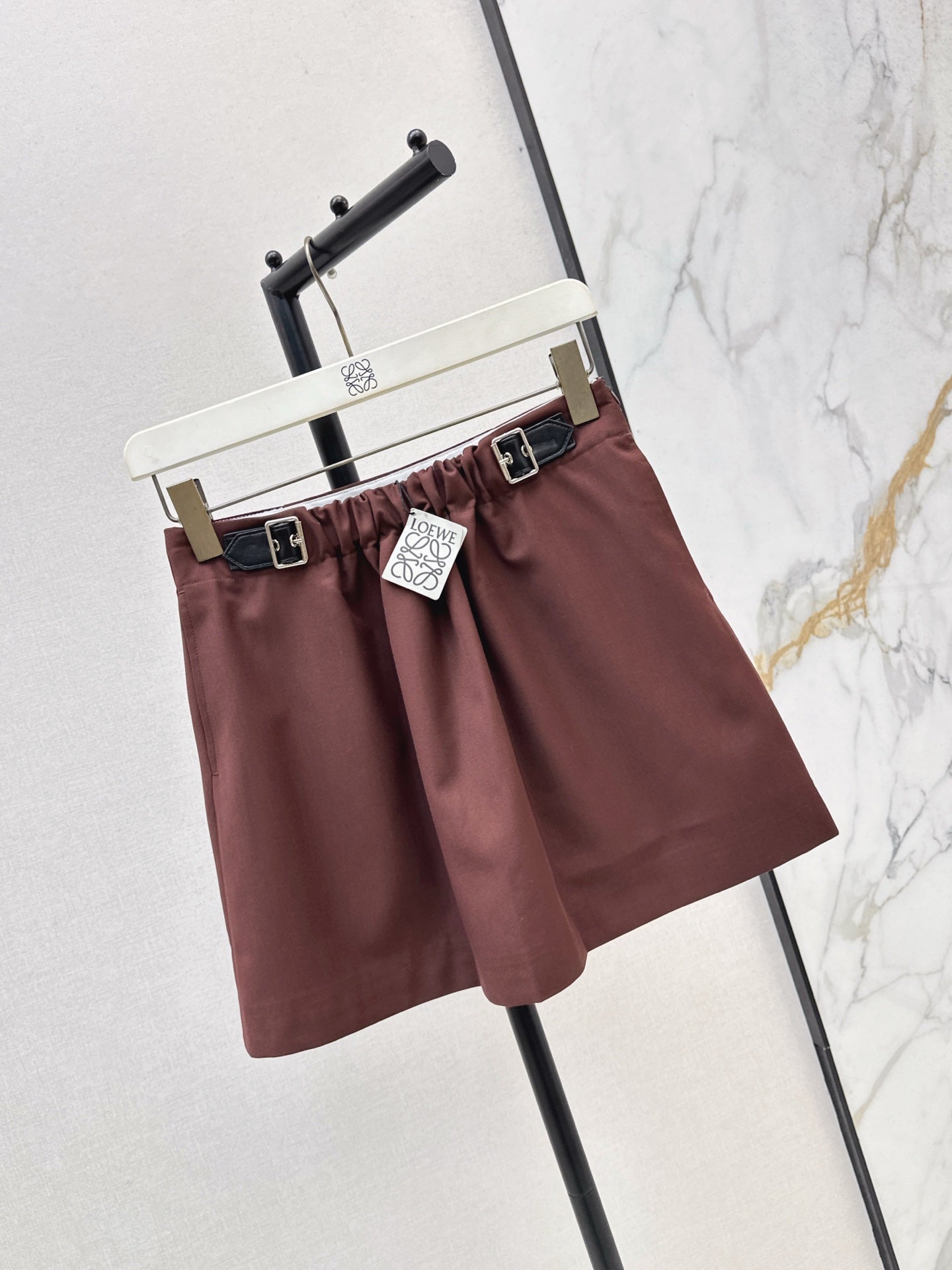 25 New leather buckle elastic pleated high waist skirt(wine red/BLACK)