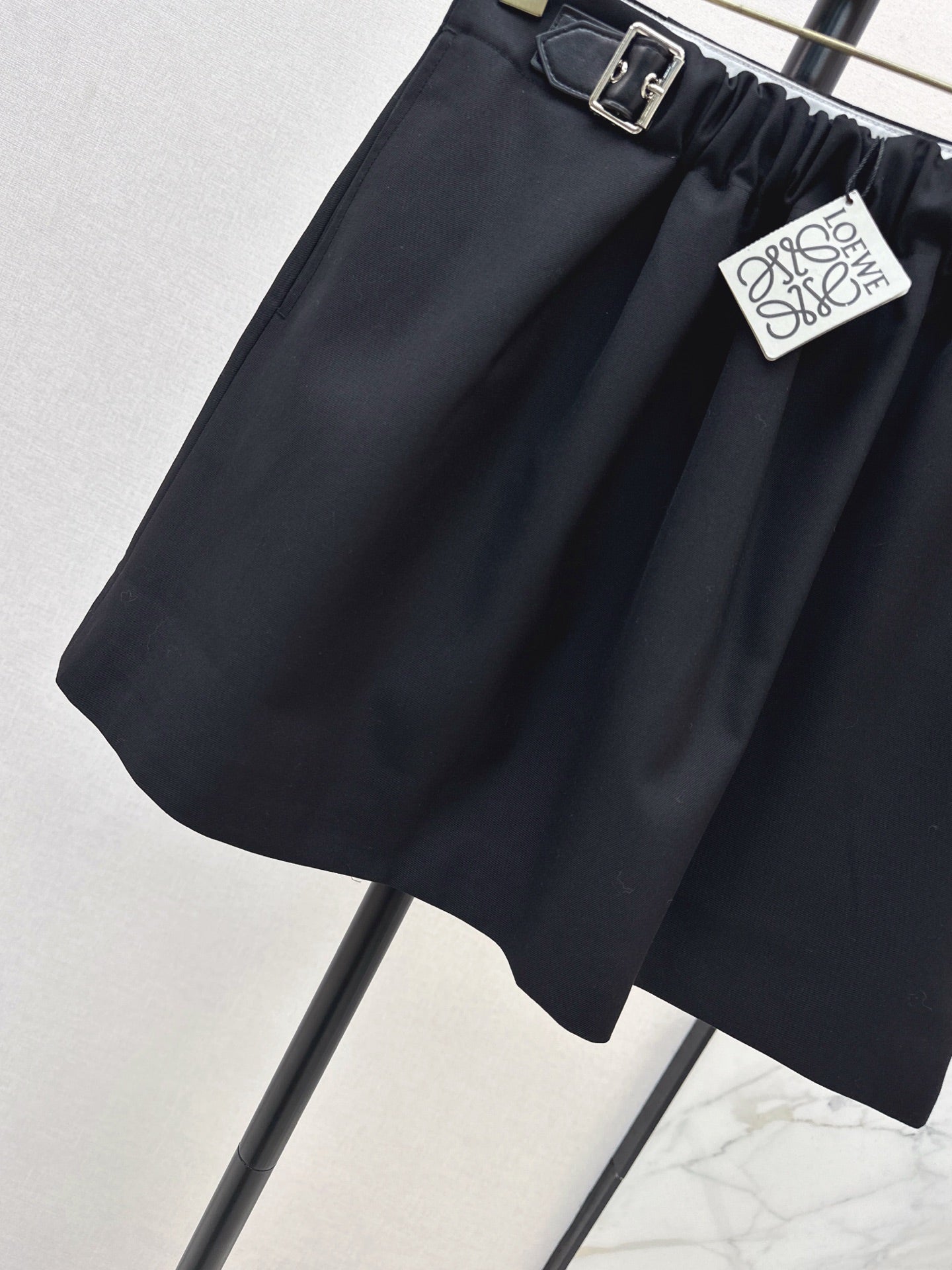 25 New leather buckle elastic pleated high waist skirt(wine red/BLACK)