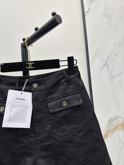 25 New jacquard logo shorts