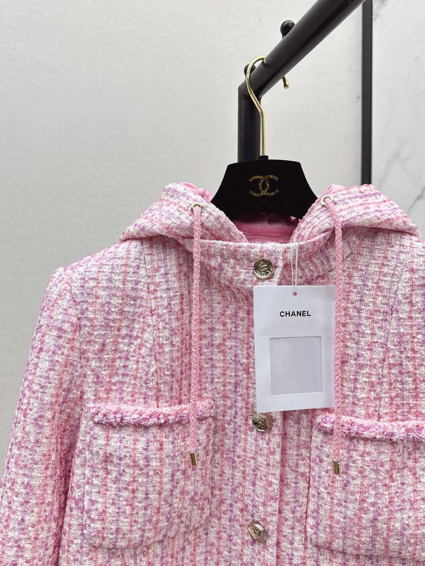 25 Sakura Pink Pearl Woven Jacket
