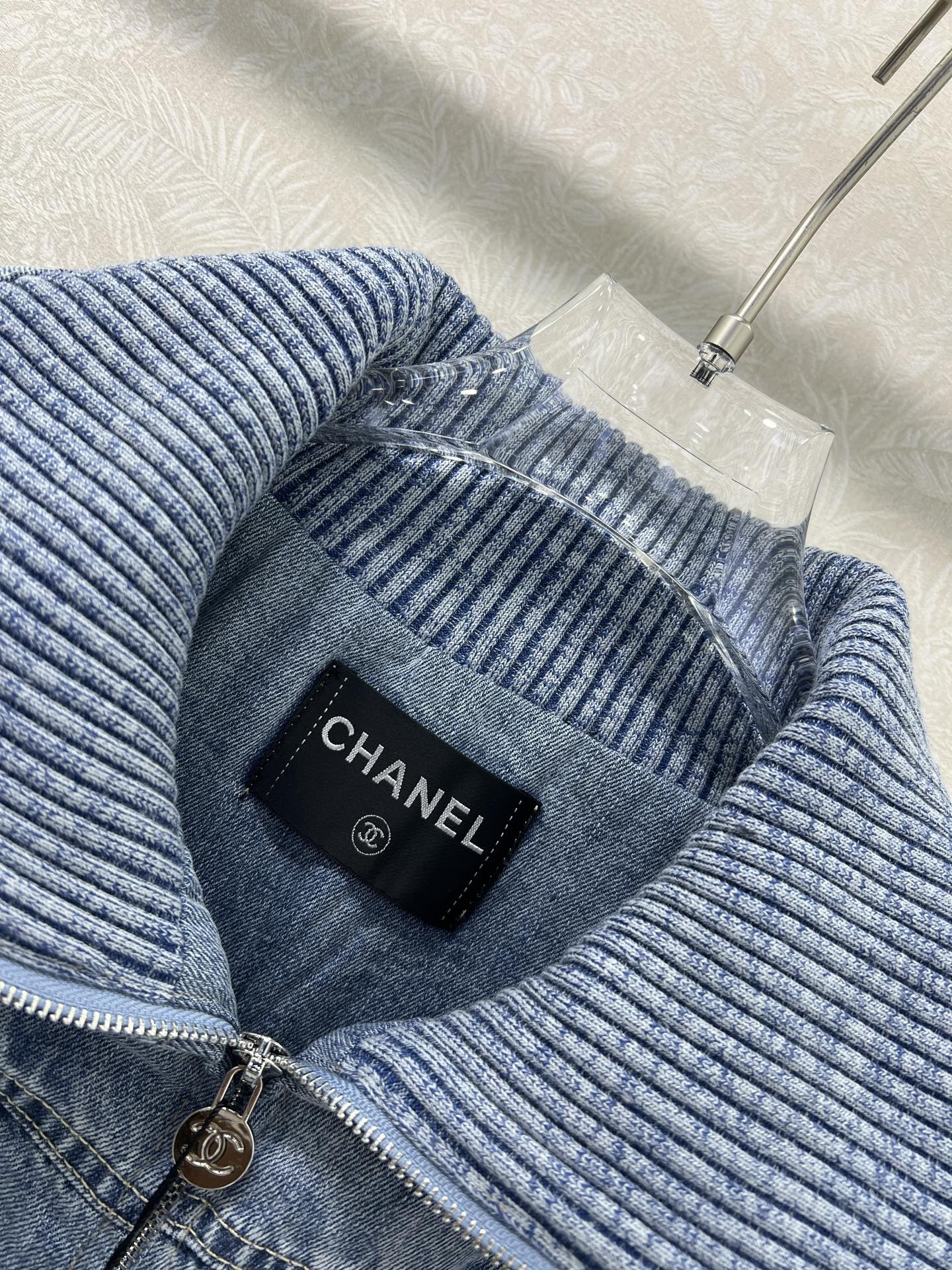 Letter Heart Embroidered Denim Jacket