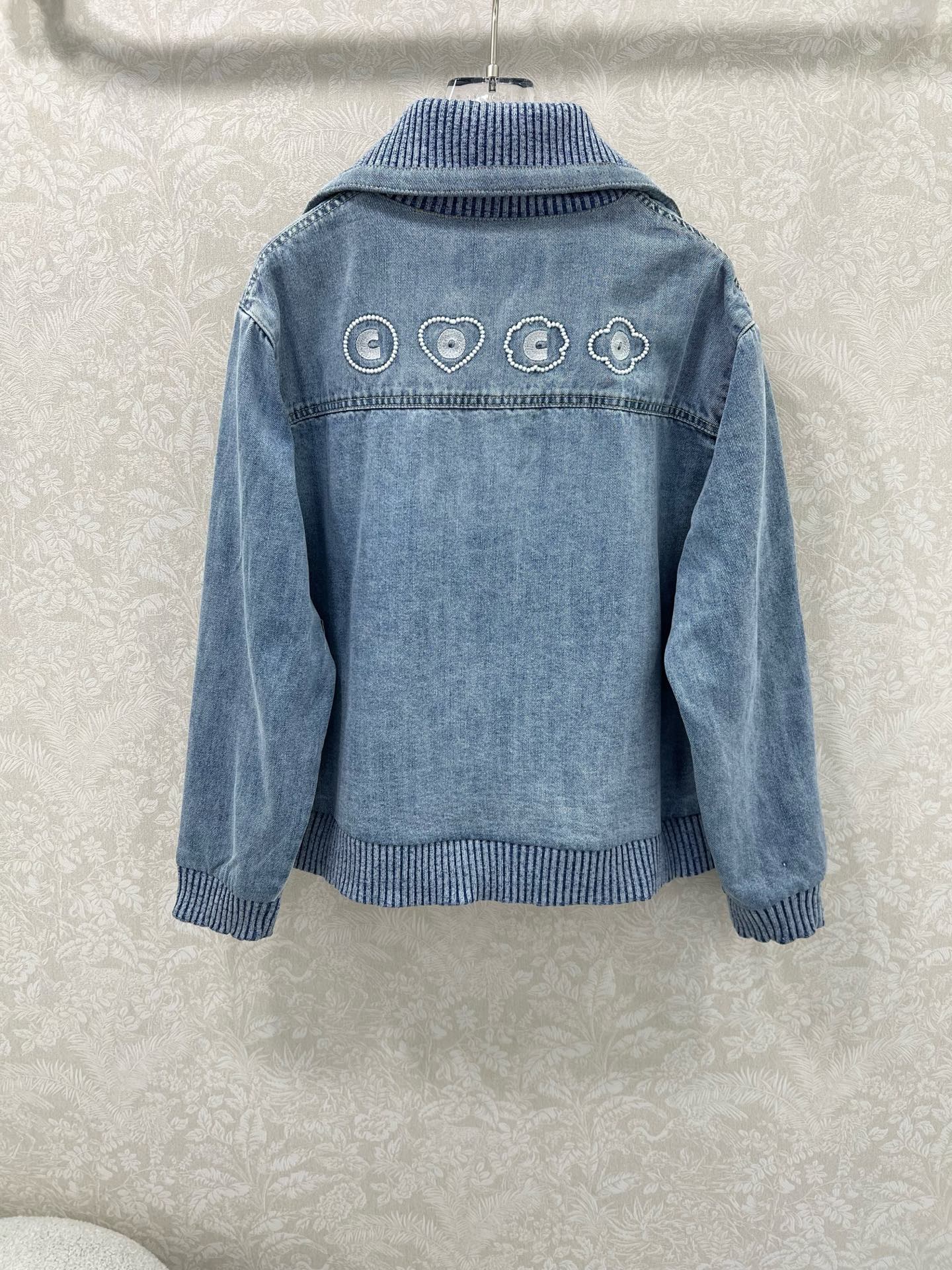 Letter Heart Embroidered Denim Jacket