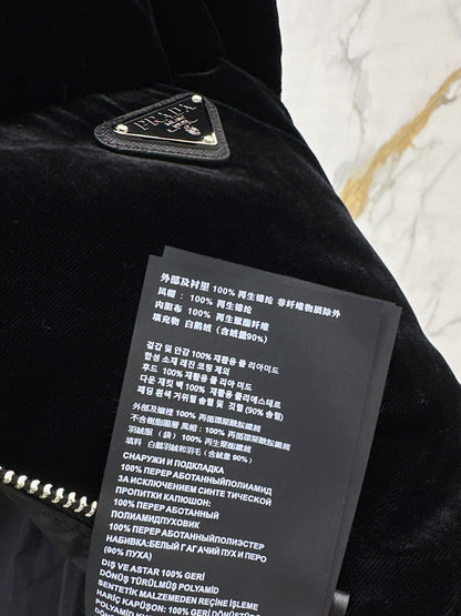 Stand collar velvet down vest