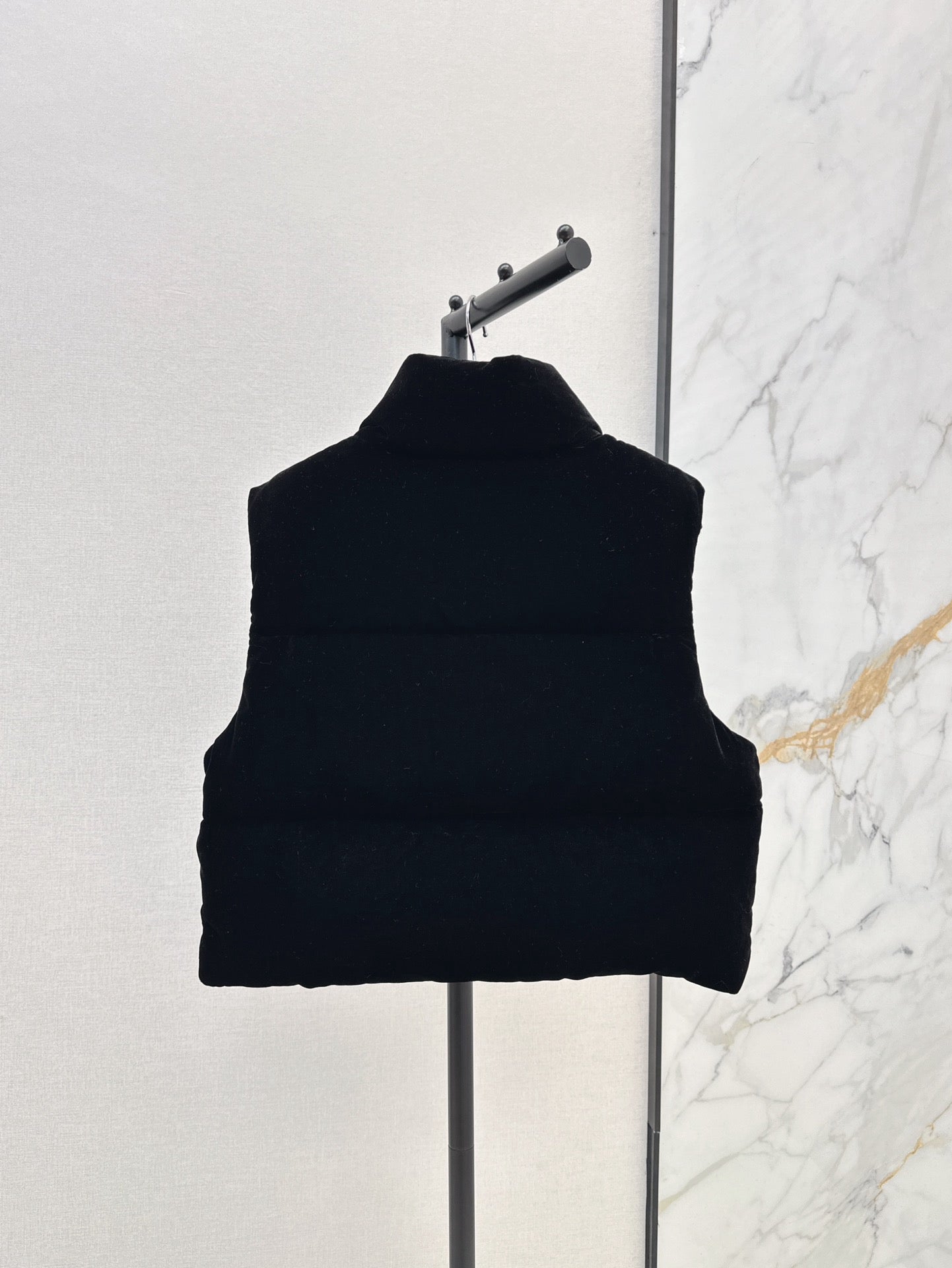 Stand collar velvet down vest