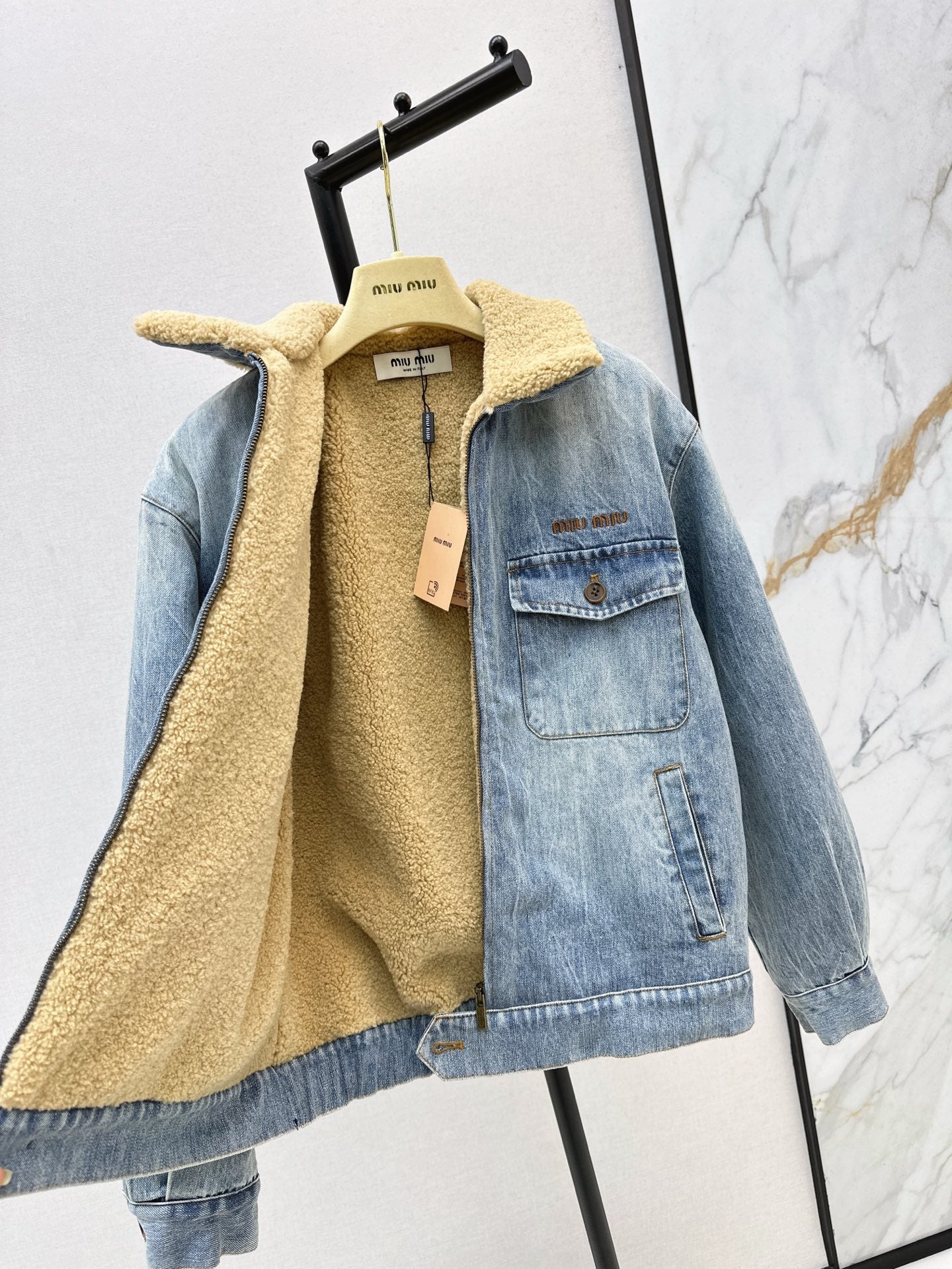 Lambswool collar denim jacket