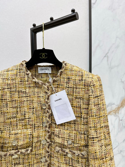 Crew neck woven jacket