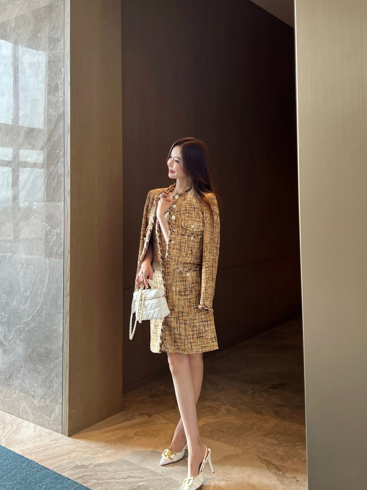 Crew neck woven jacket