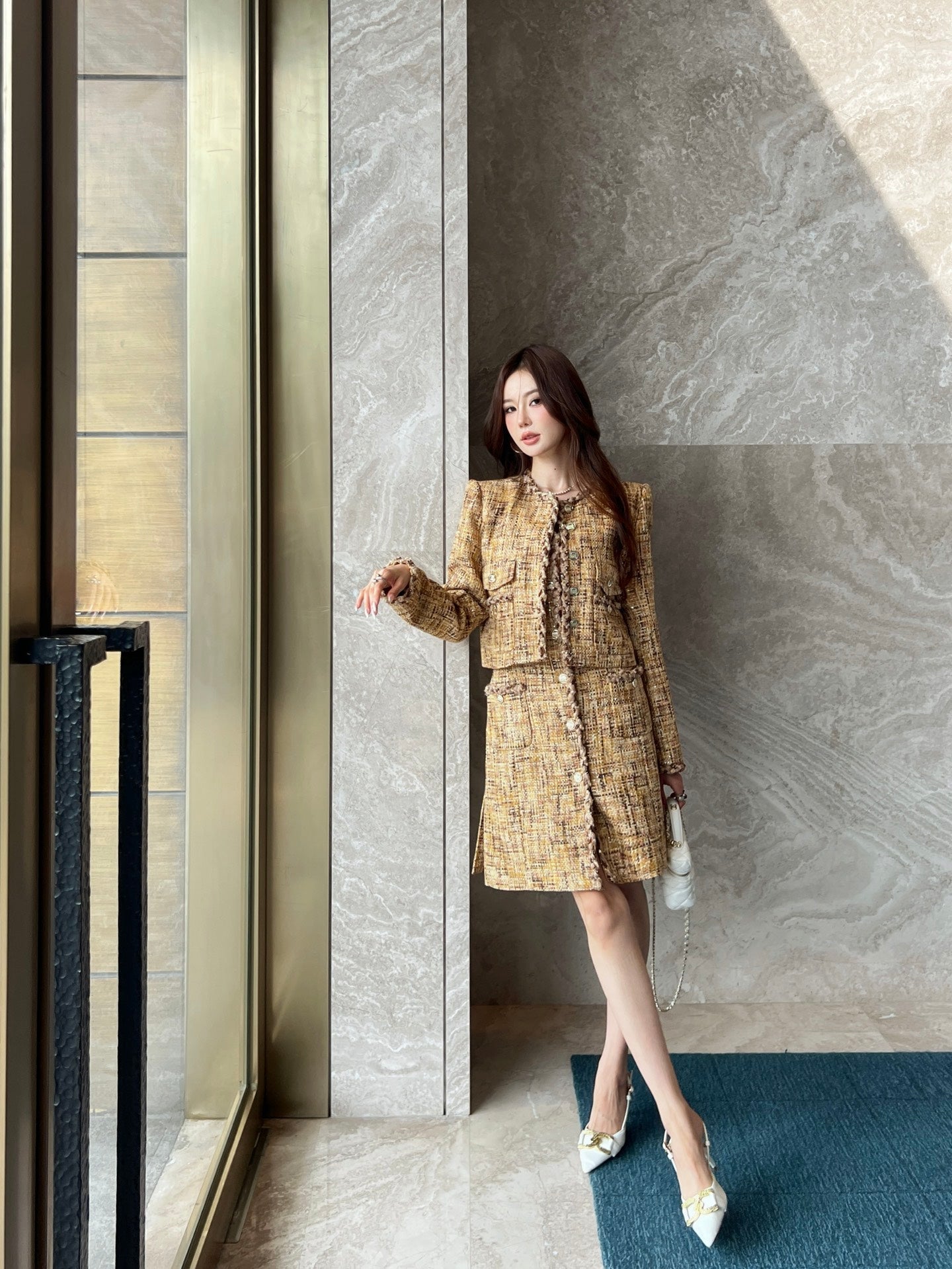 Woven sleeveless dress