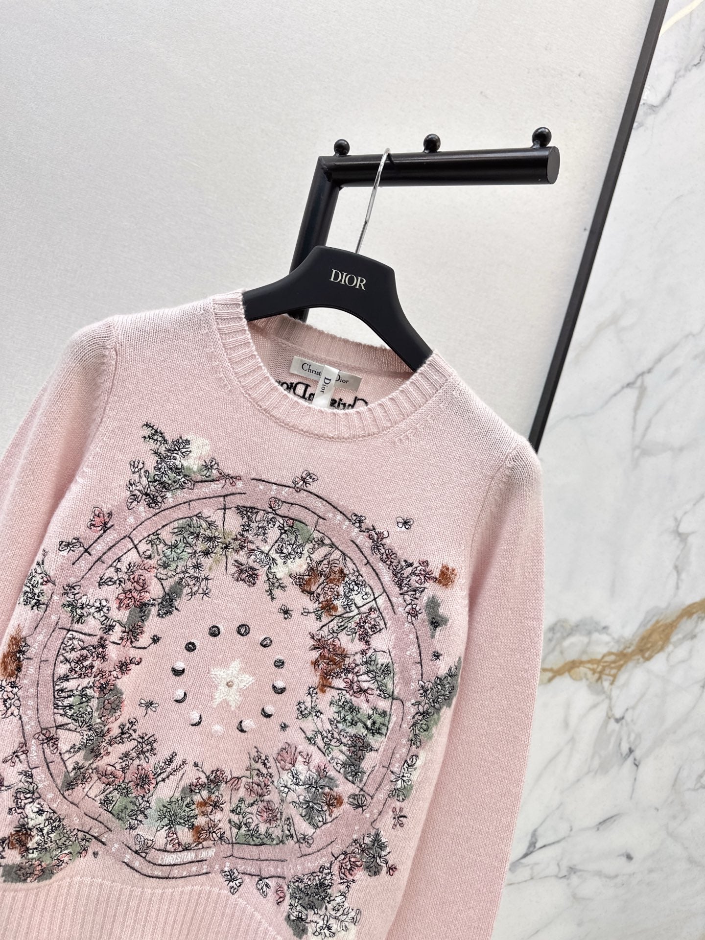 Floral embroidered cashmere sweater