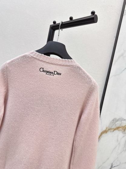 Floral embroidered cashmere sweater
