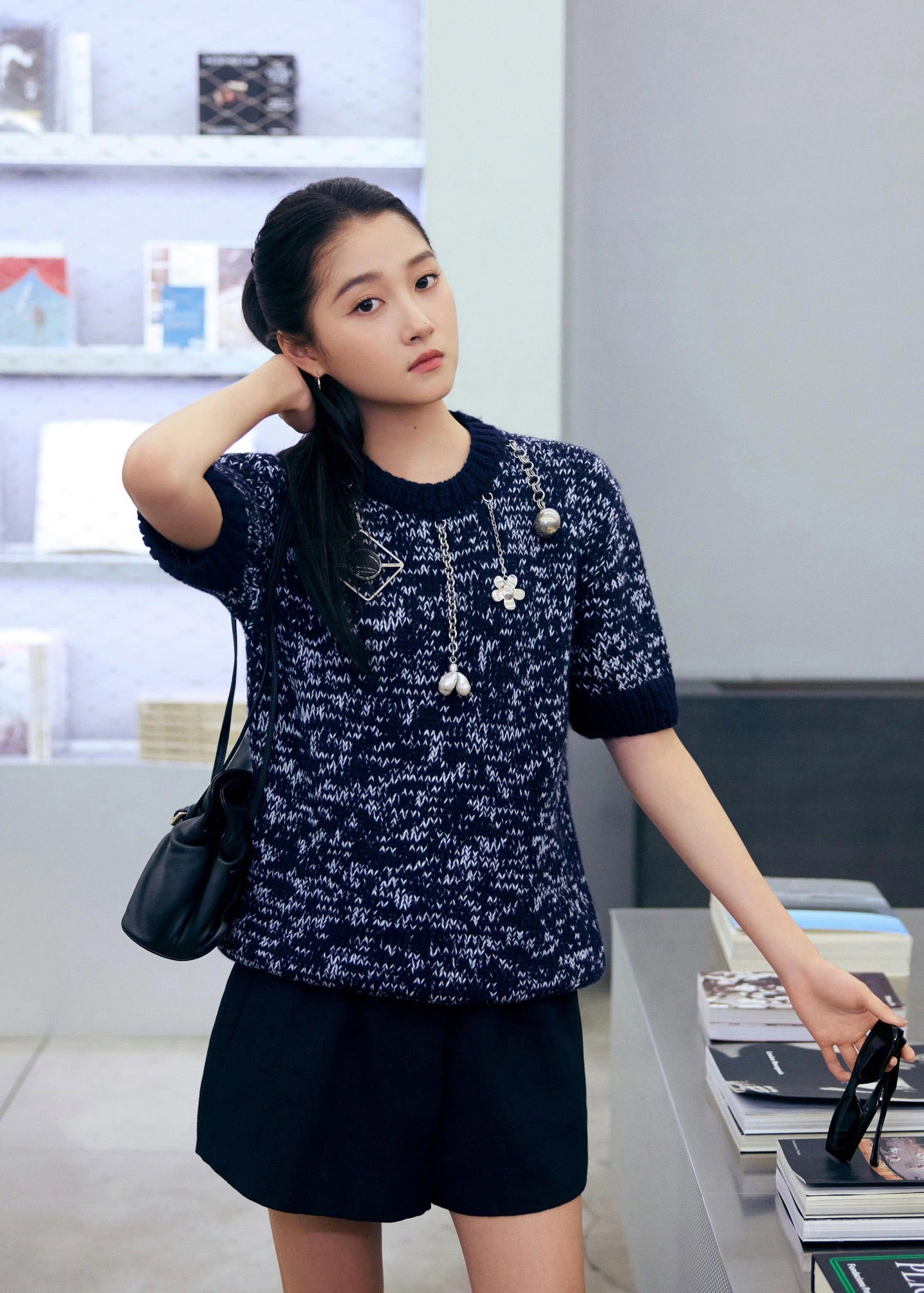 Chain Pendant Wool Short Sleeve