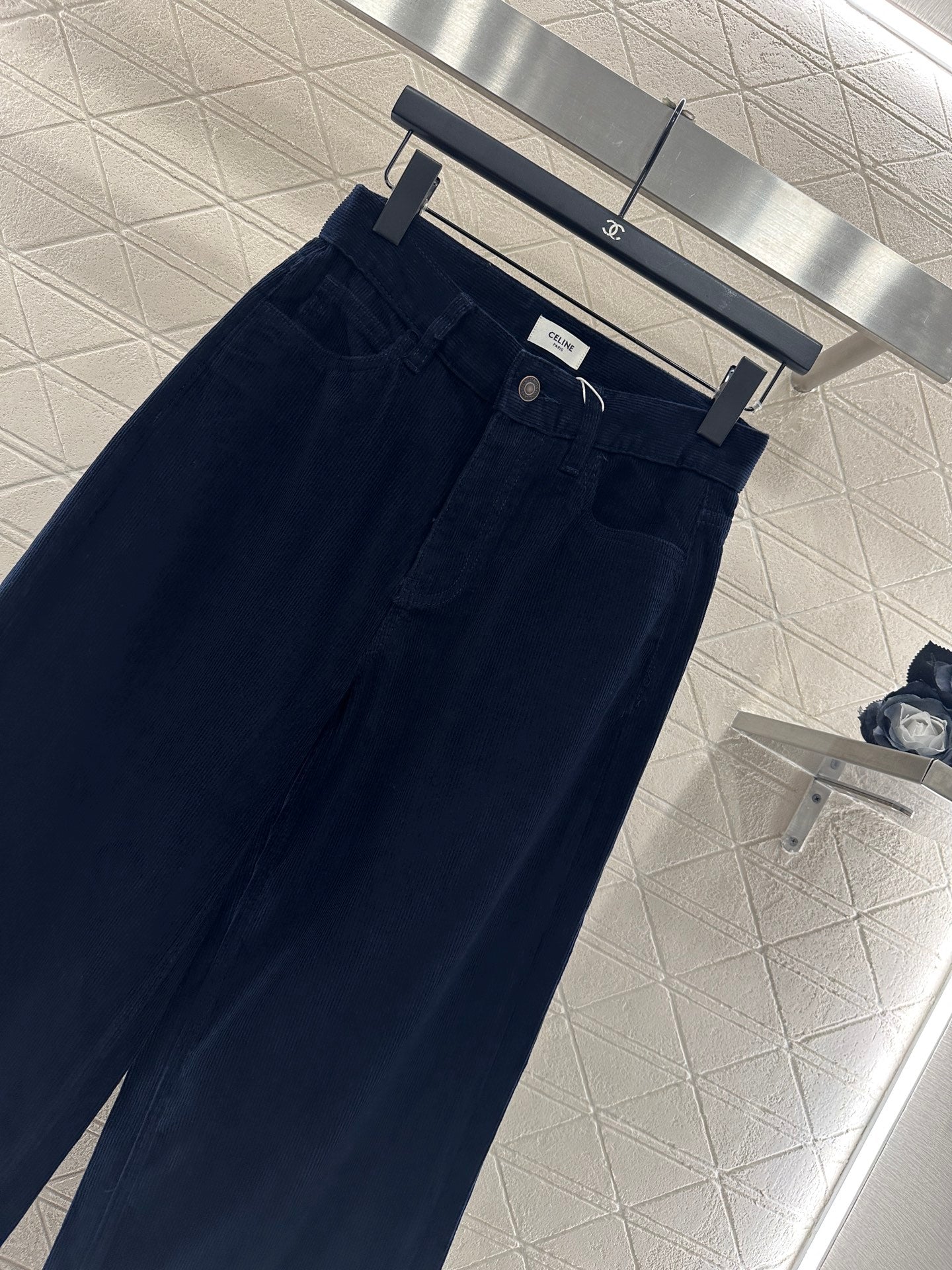 Corduroy wide-leg trousers