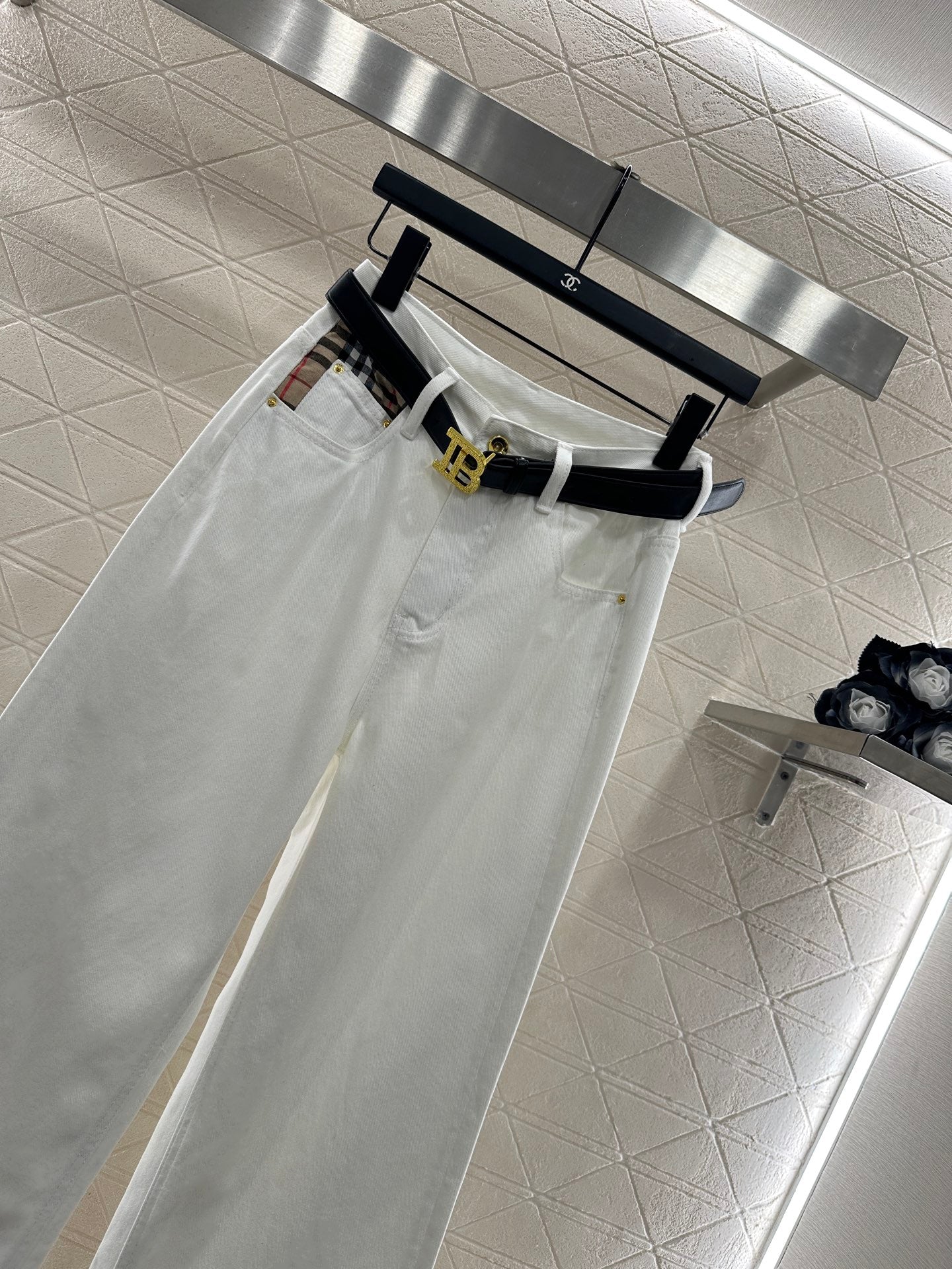 Plaid belt denim trousers