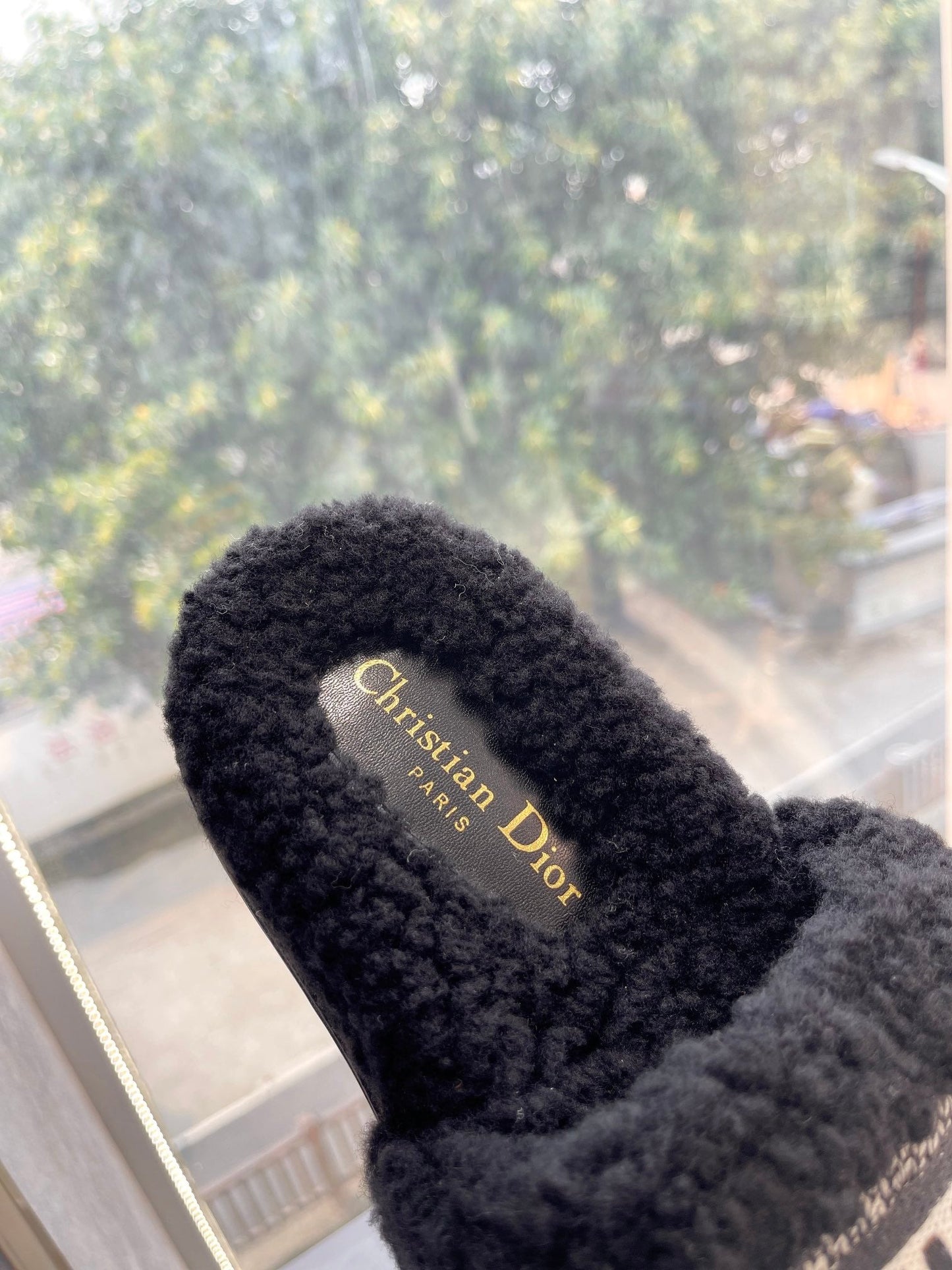 New classic letter furry slippers