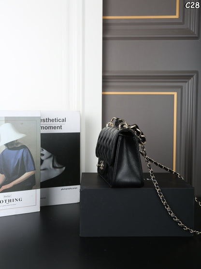 25 new mini woven hand chain bag